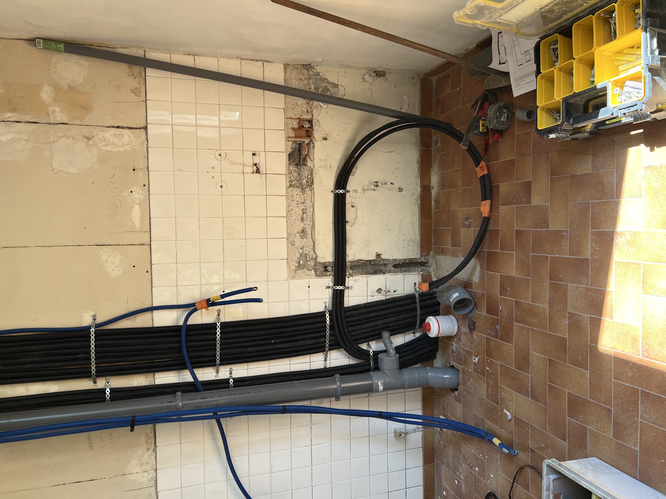 Recherche plombier autonome – renfort chantier (2 mois)